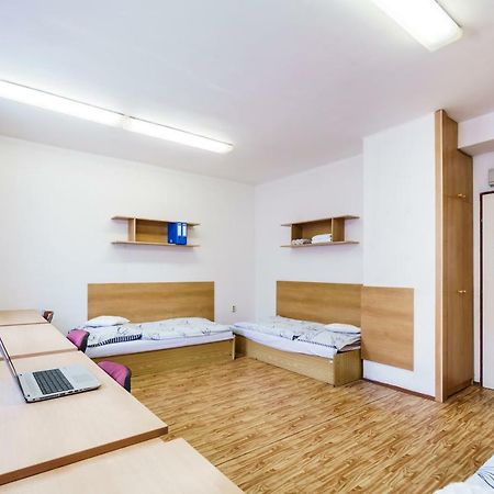 Hostel Sinkule Prague Exterior photo