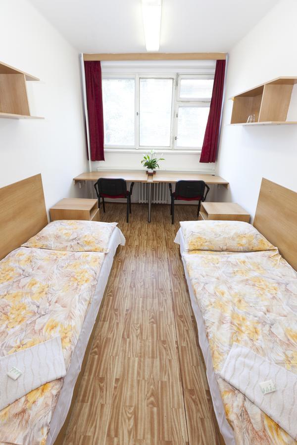 Hostel Sinkule Prague Exterior photo